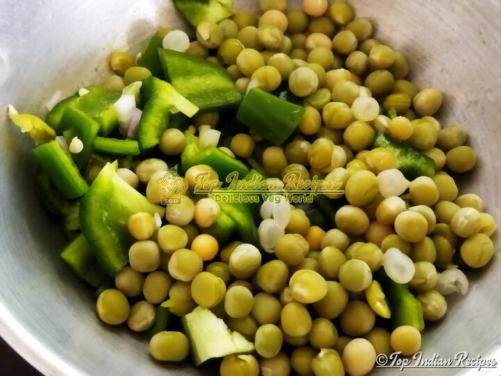 Peas Capsicum Masala 01