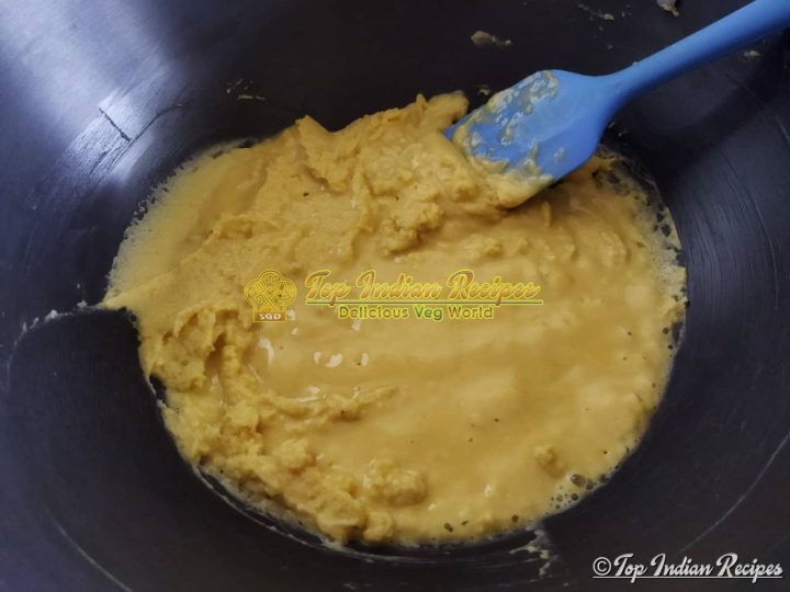 Maida Burfi or Halkova Sweet Recipe 04